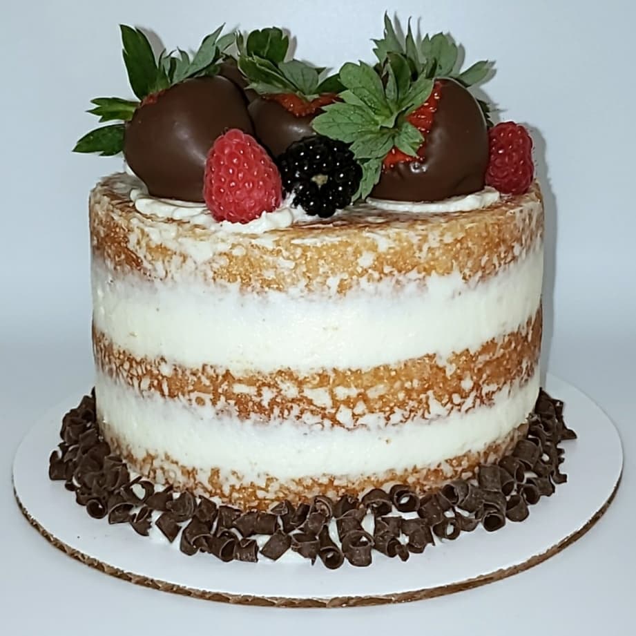 6" Naked Vanilla Mixed Berry Cake/New Years